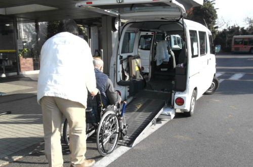 タクシー 介護